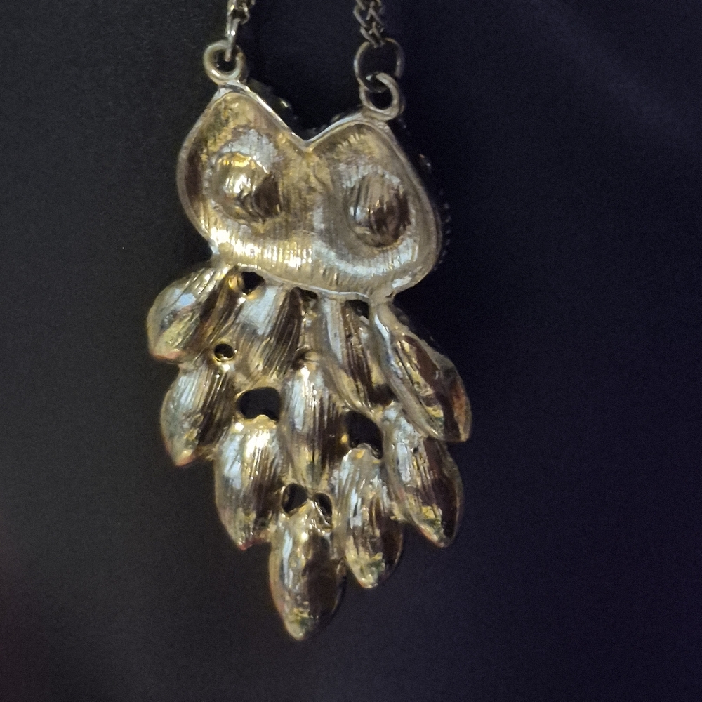 Blue Retro Owl Pendant Necklace - Picture 5 of 9